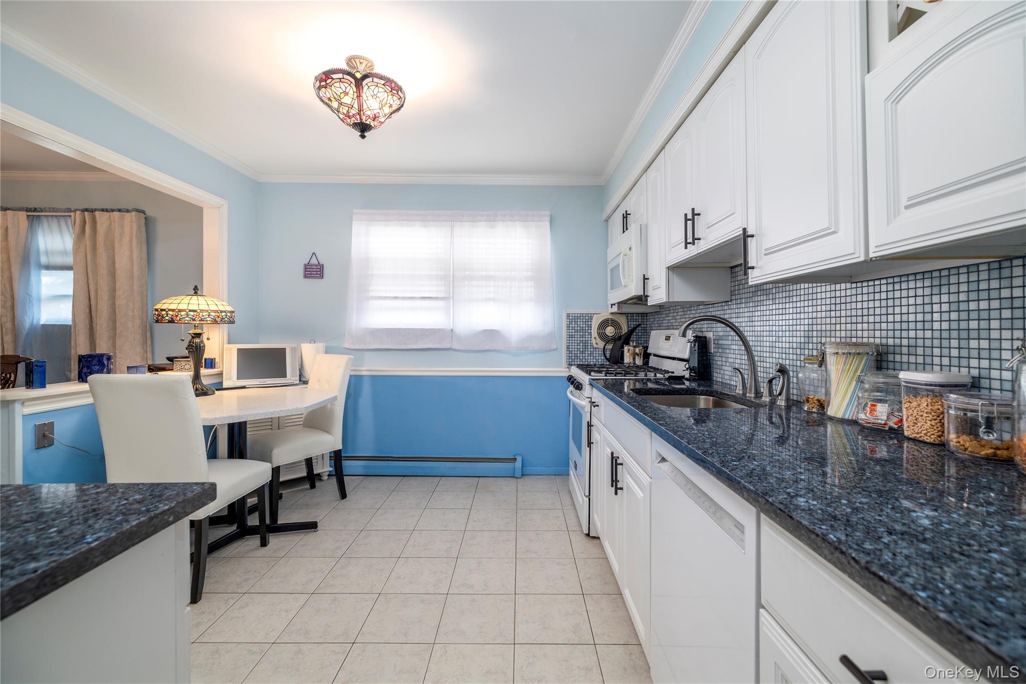 68 Lincoln Avenue, Island Park, NY 11558