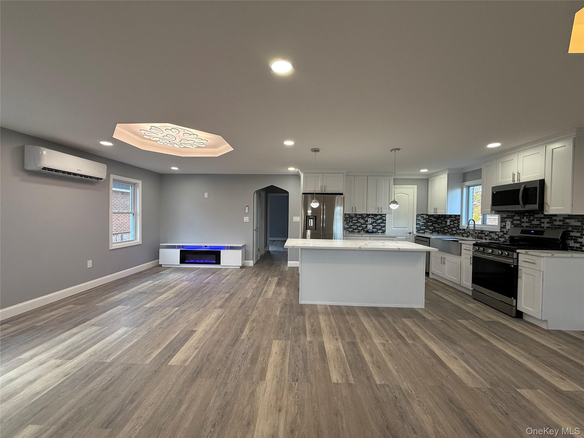 130-16 233rd, Rosedale, NY 11422