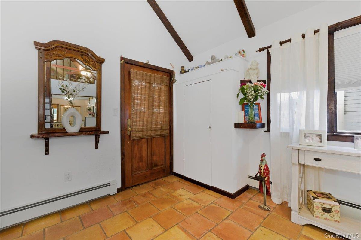 80 Newport Road, Island Park, NY 11558