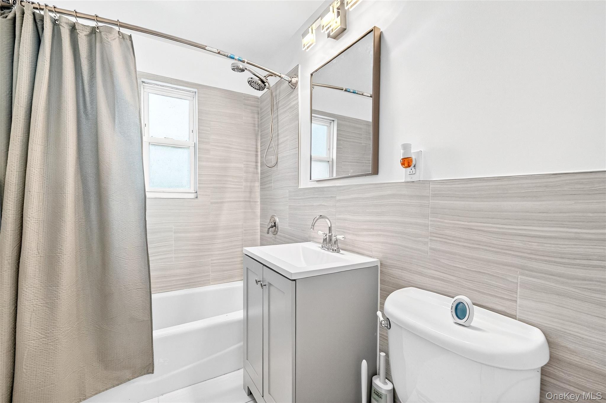 1304 Hobart Avenue, Bronx, NY 10461