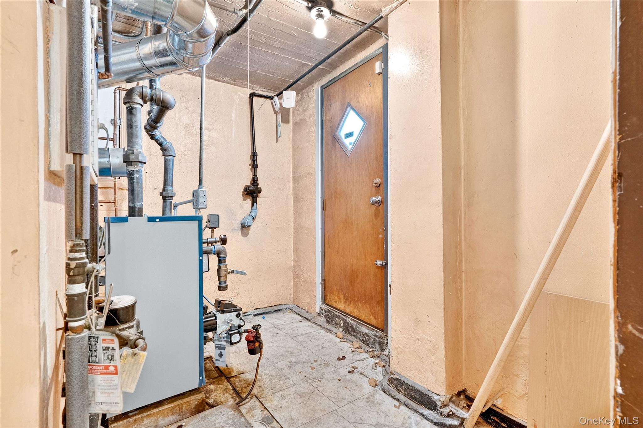 1304 Hobart Avenue, Bronx, NY 10461