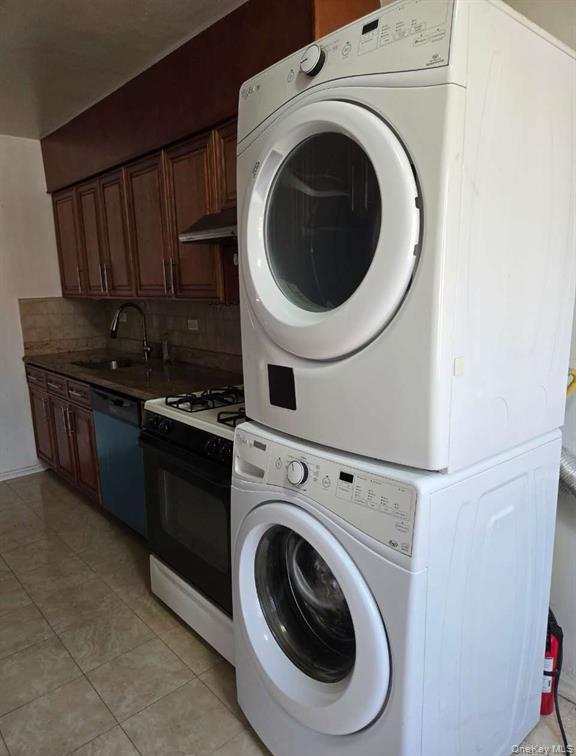 132-20 60th Avenue, Flushing, NY 11355