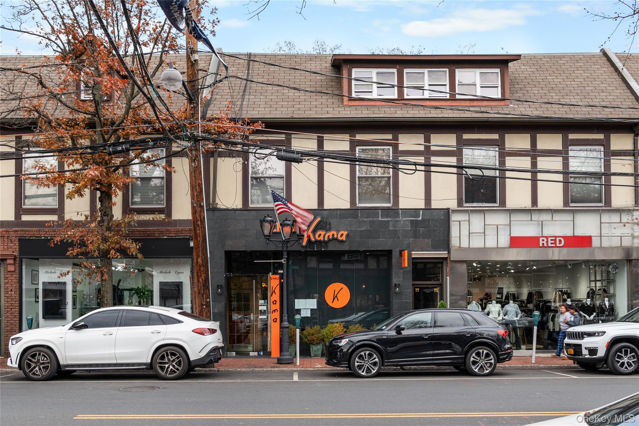 77 Middle Neck Rd, Great Neck, NY 11021