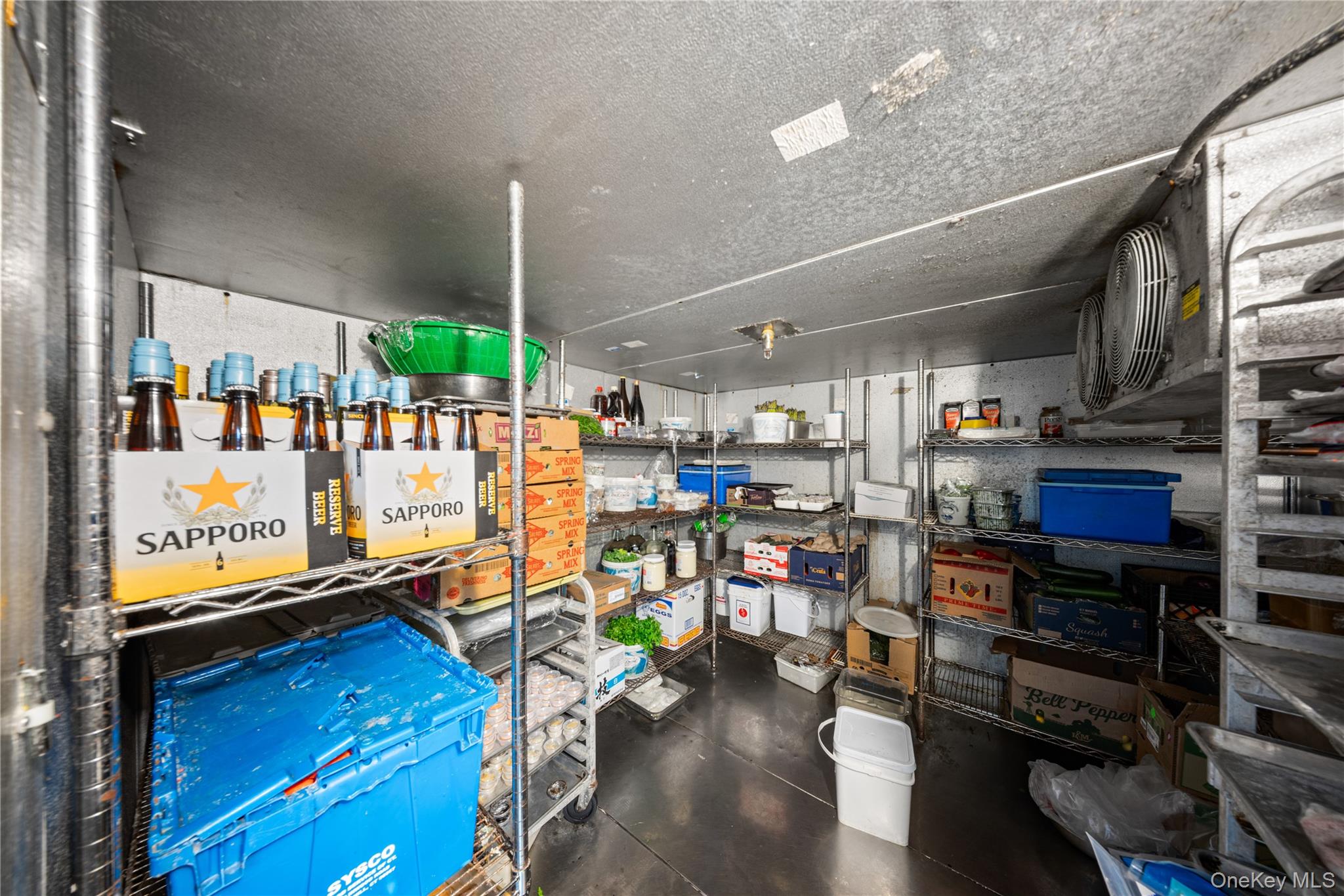 77 Middle Neck Rd, Great Neck, NY 11021