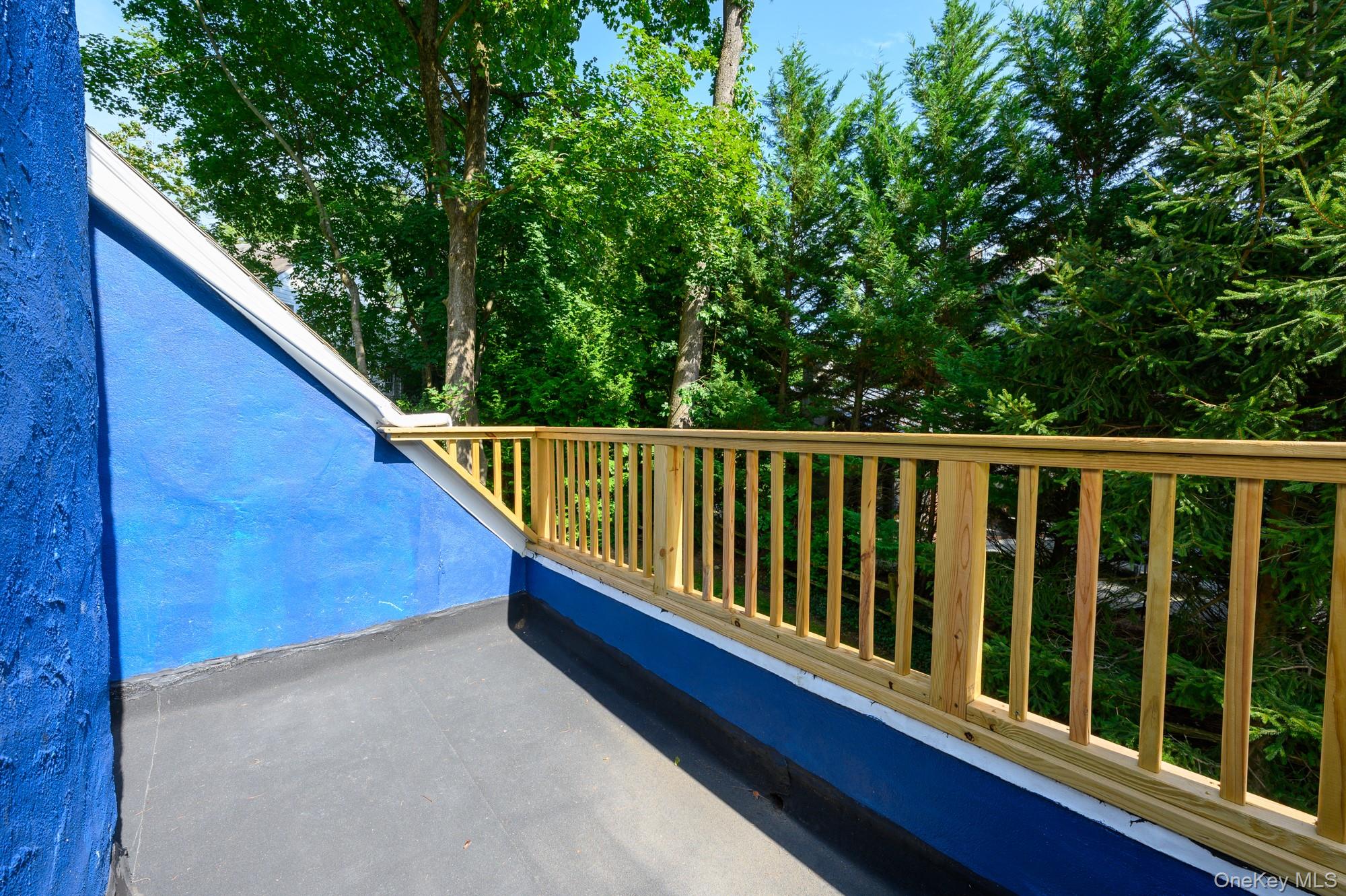 15 Ranger Place, New Rochelle, NY 10804