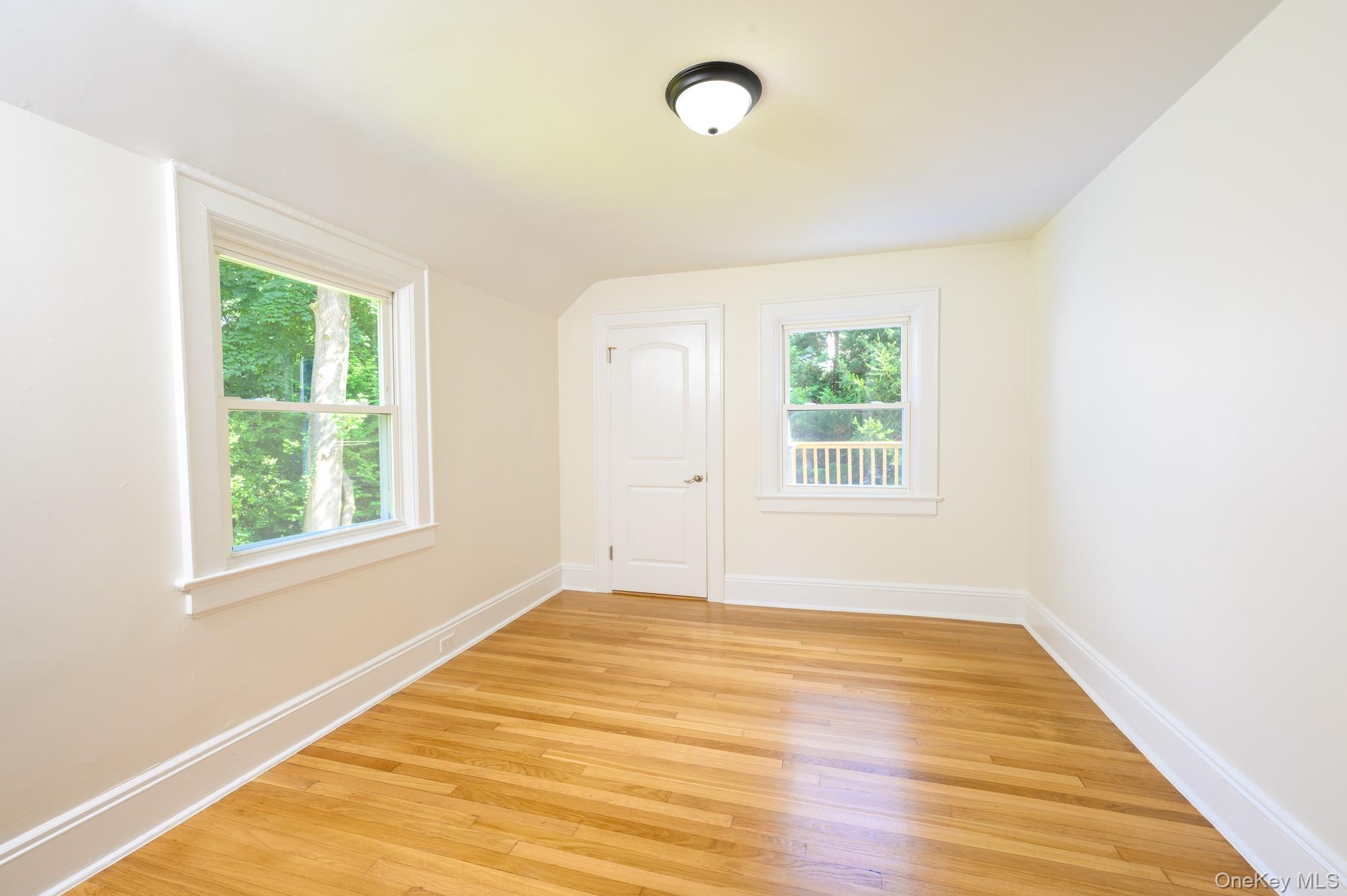 15 Ranger Place, New Rochelle, NY 10804