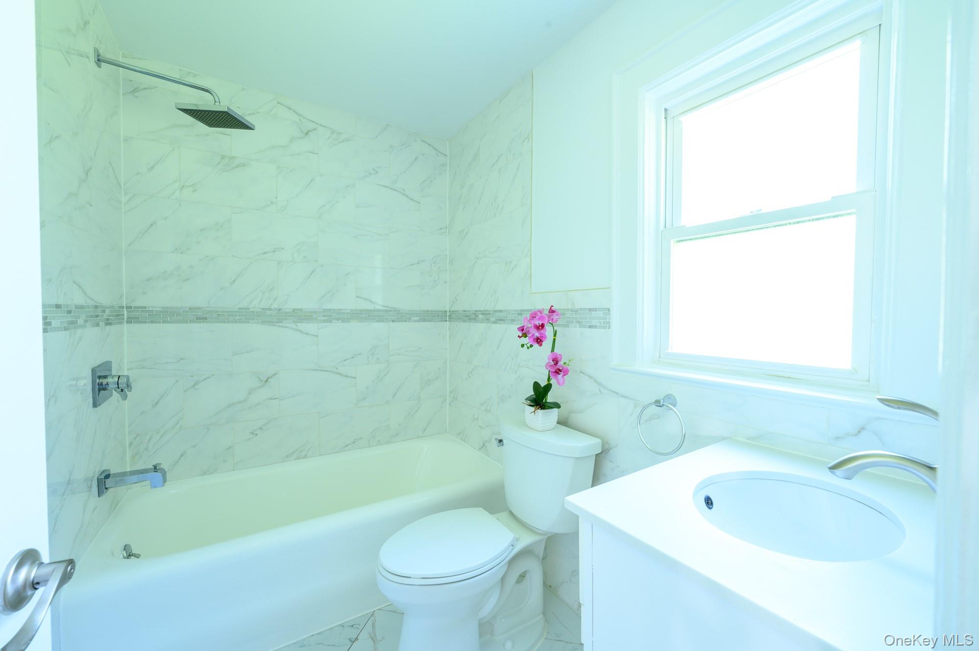 15 Ranger Place, New Rochelle, NY 10804