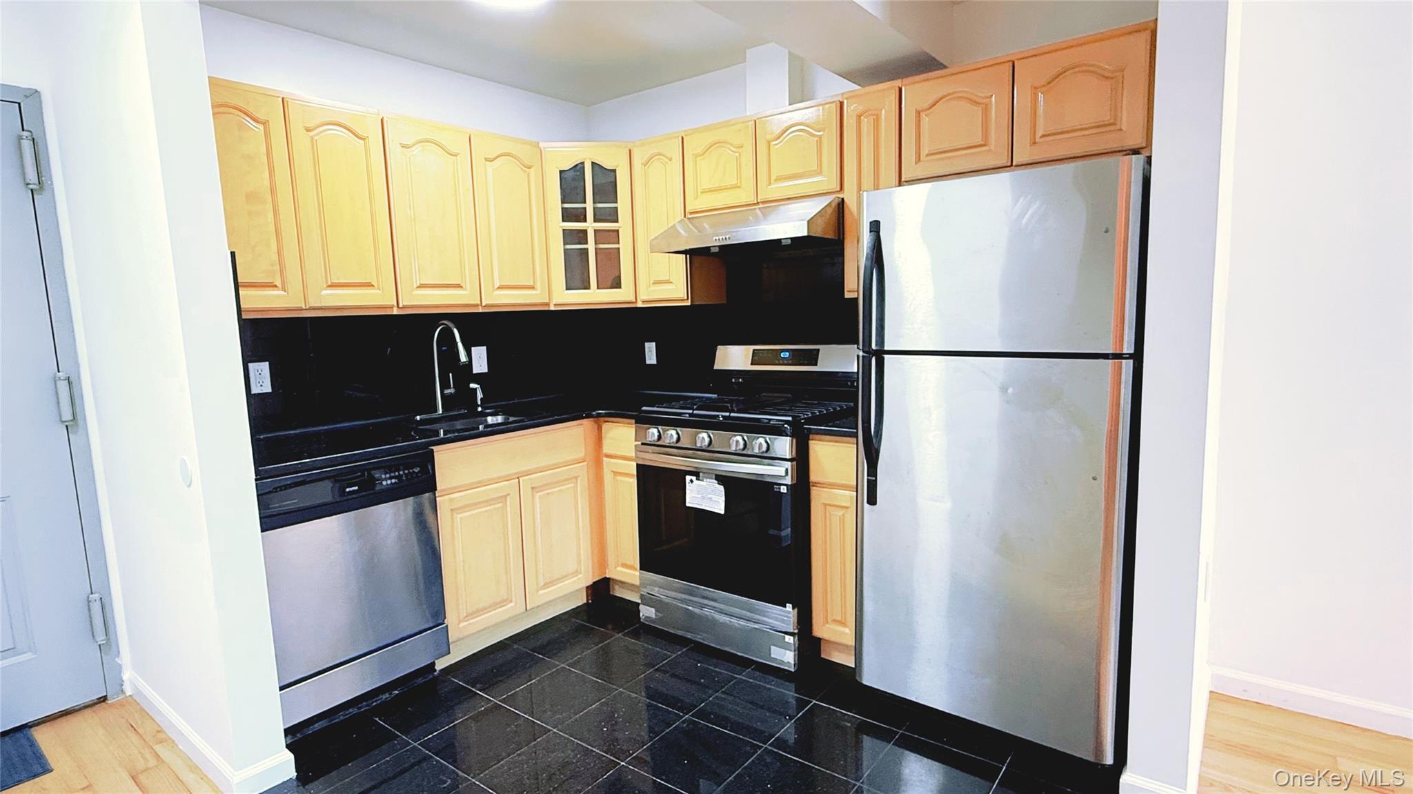 112-31 38 Avenue # 2A, Corona, NY 11368