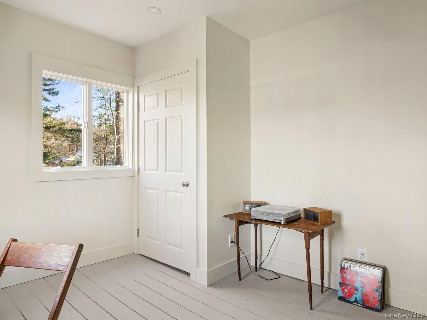 15 John Street, Rosendale, NY 12472