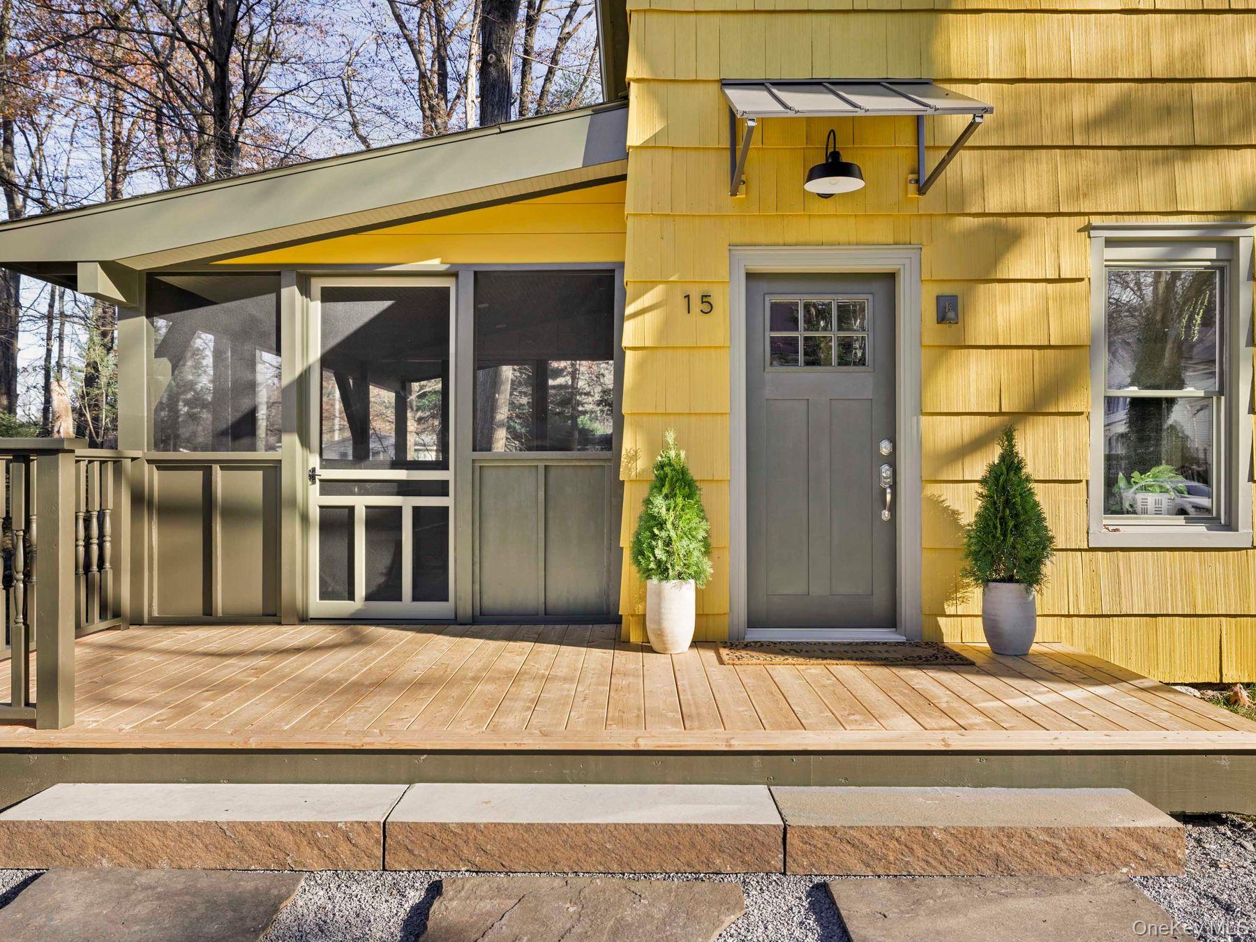 15 John Street, Rosendale, NY 12472