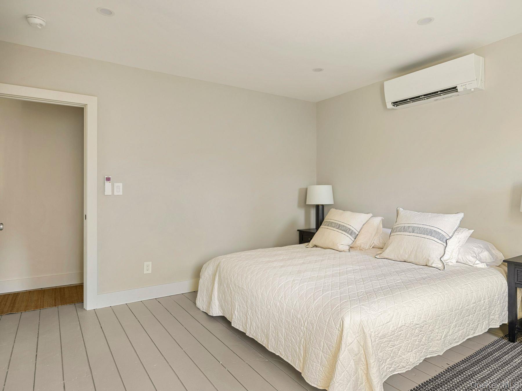 15 John Street, Rosendale, NY 12472