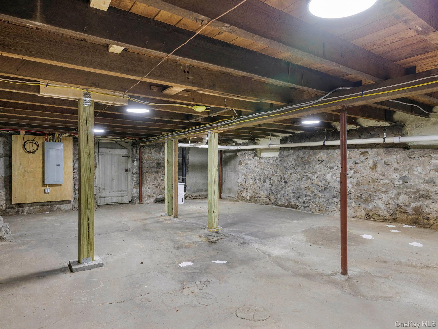 15 John Street, Rosendale, NY 12472