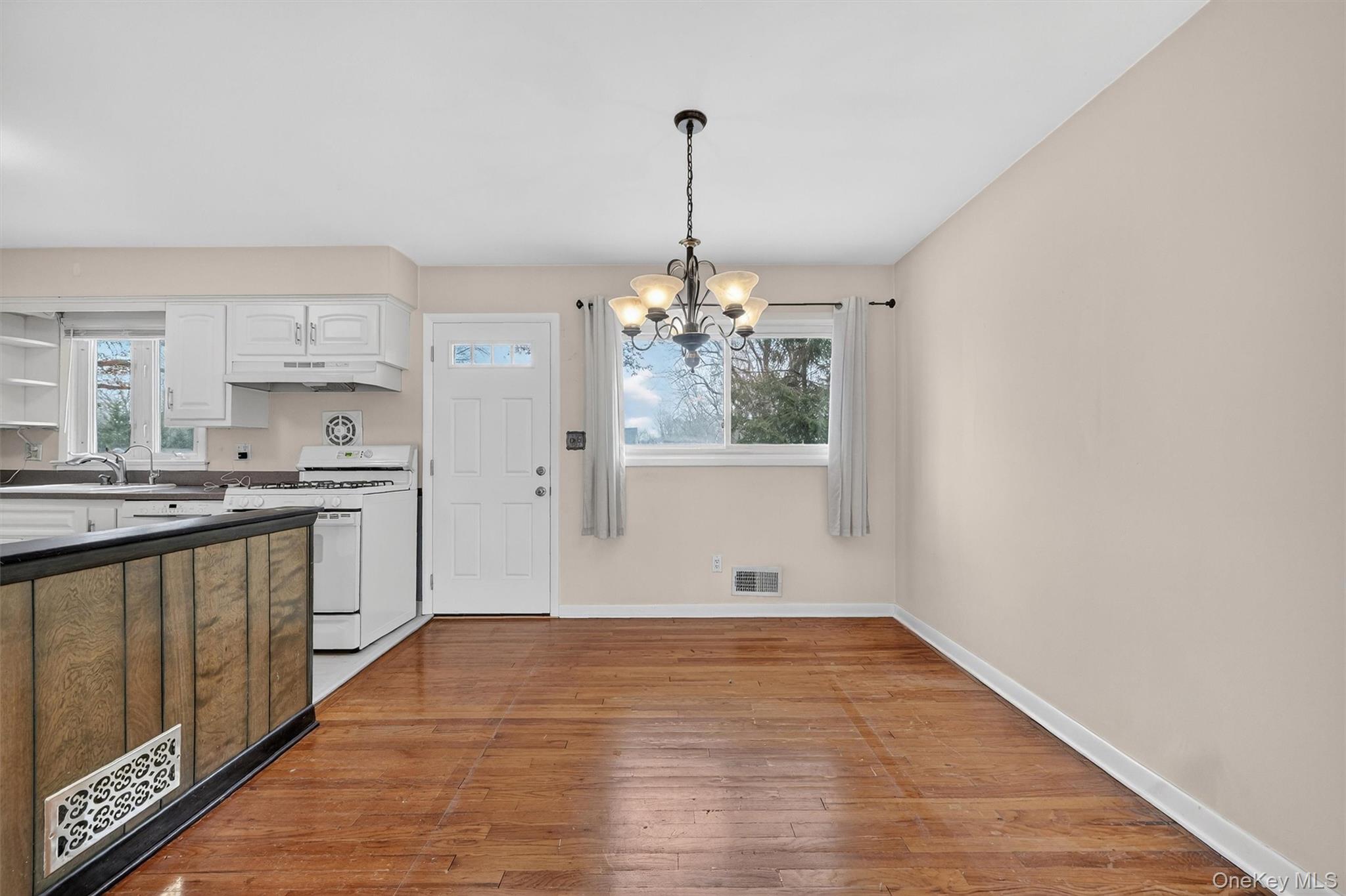 10 Patterson Avenue, West Nyack, NY 10994