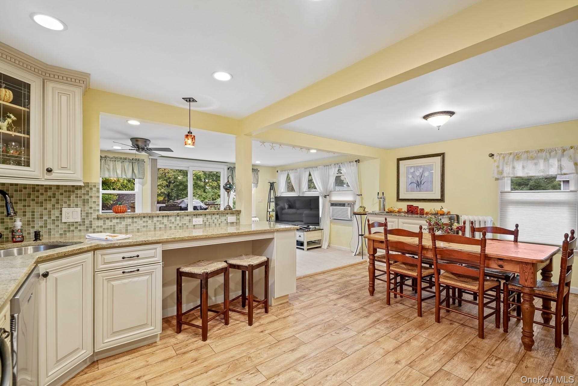 95 Washington Avenue, Beacon, NY 12508