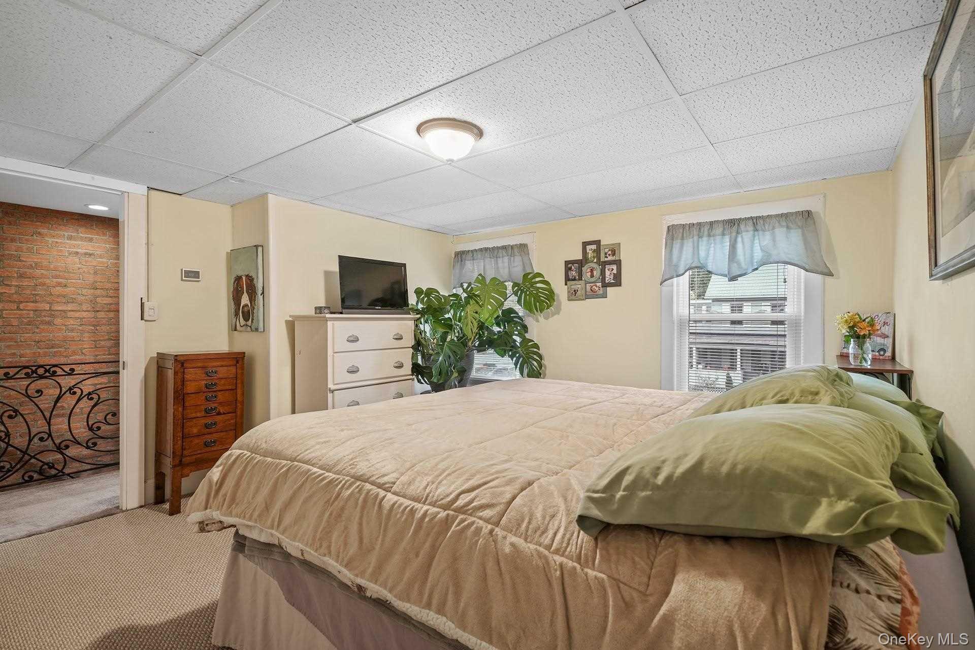 95 Washington Avenue, Beacon, NY 12508