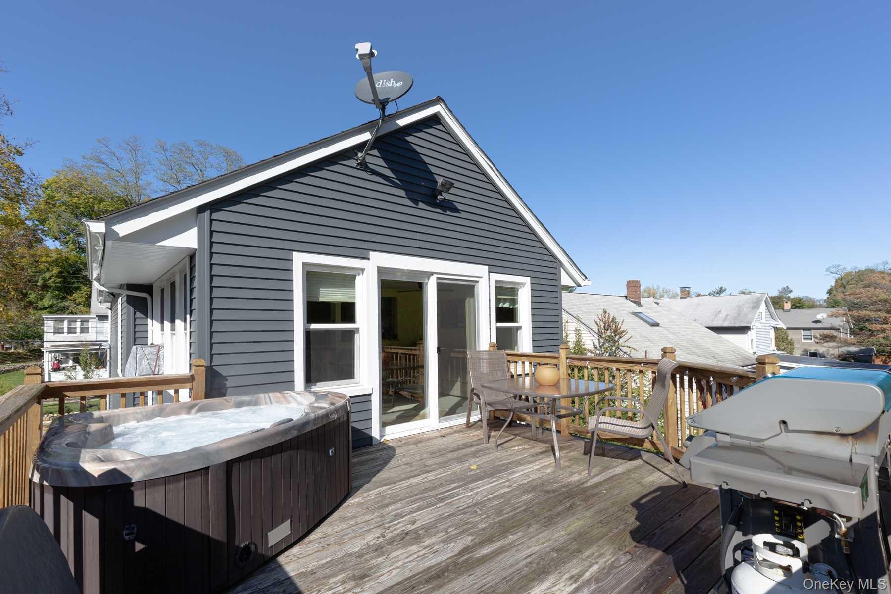 95 Washington Avenue, Beacon, NY 12508