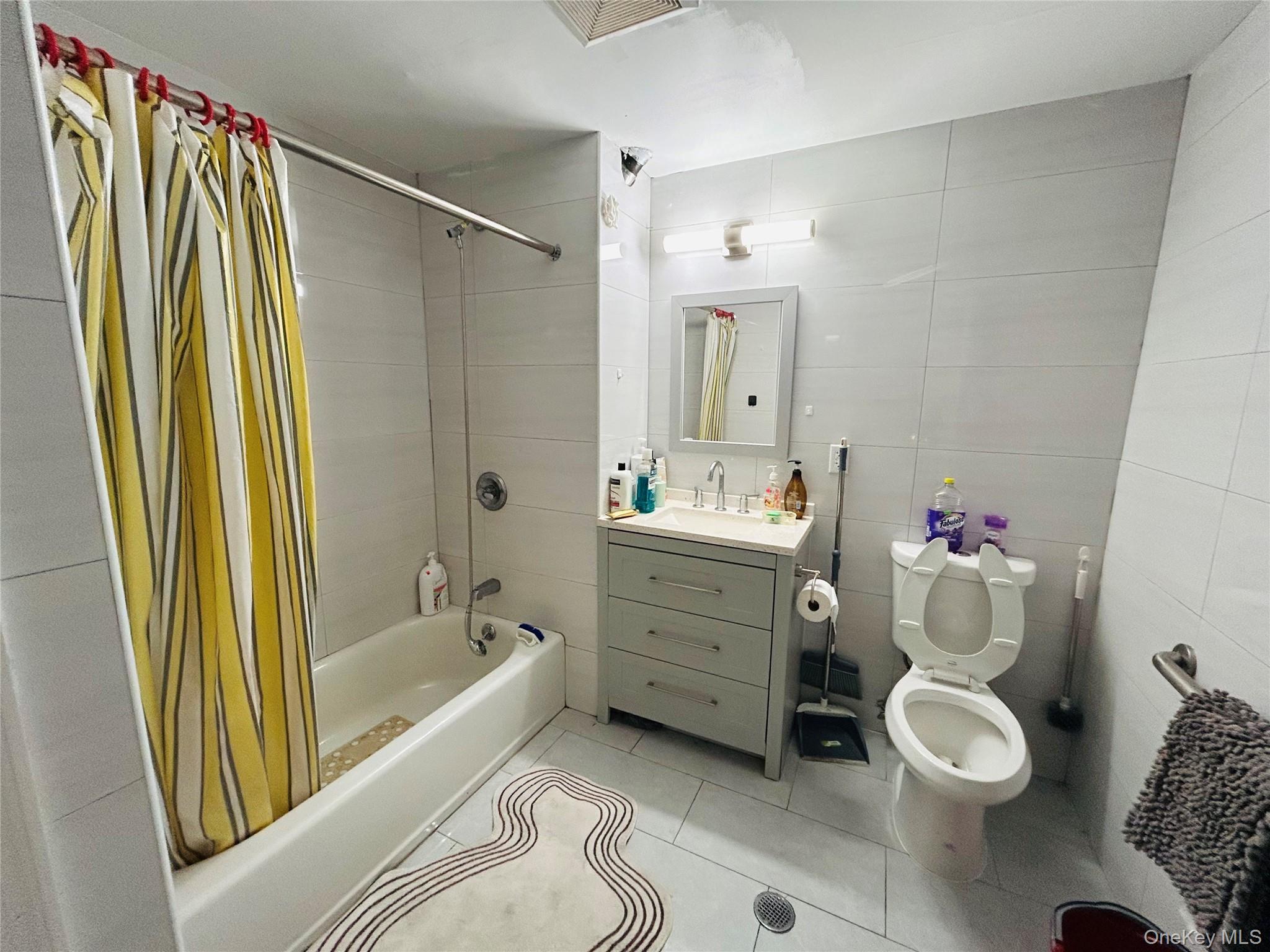 13216 Maple Avenue # 3A, Flushing, NY 11355