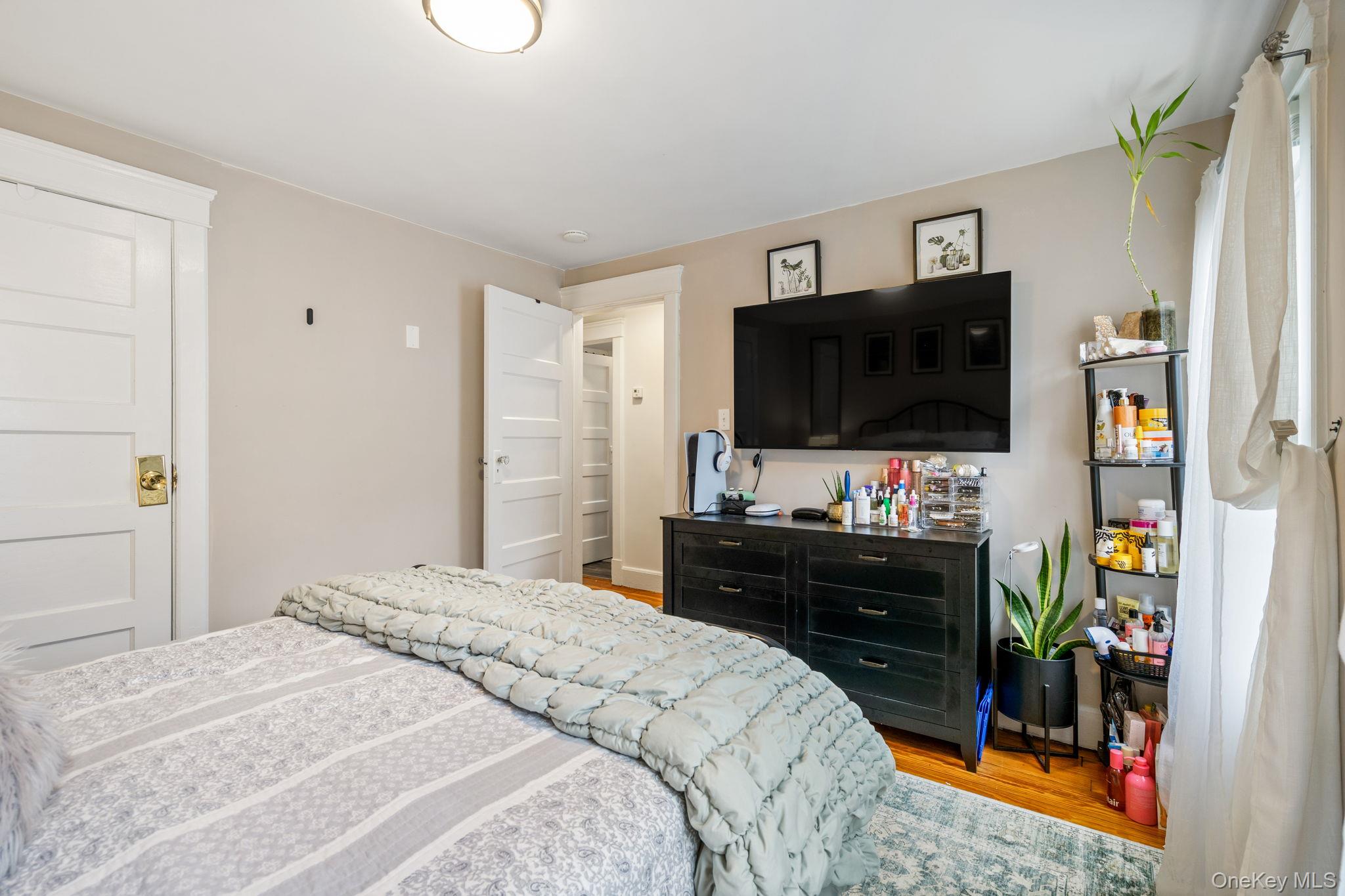 41 W Chester Street, Kingston, NY 12401