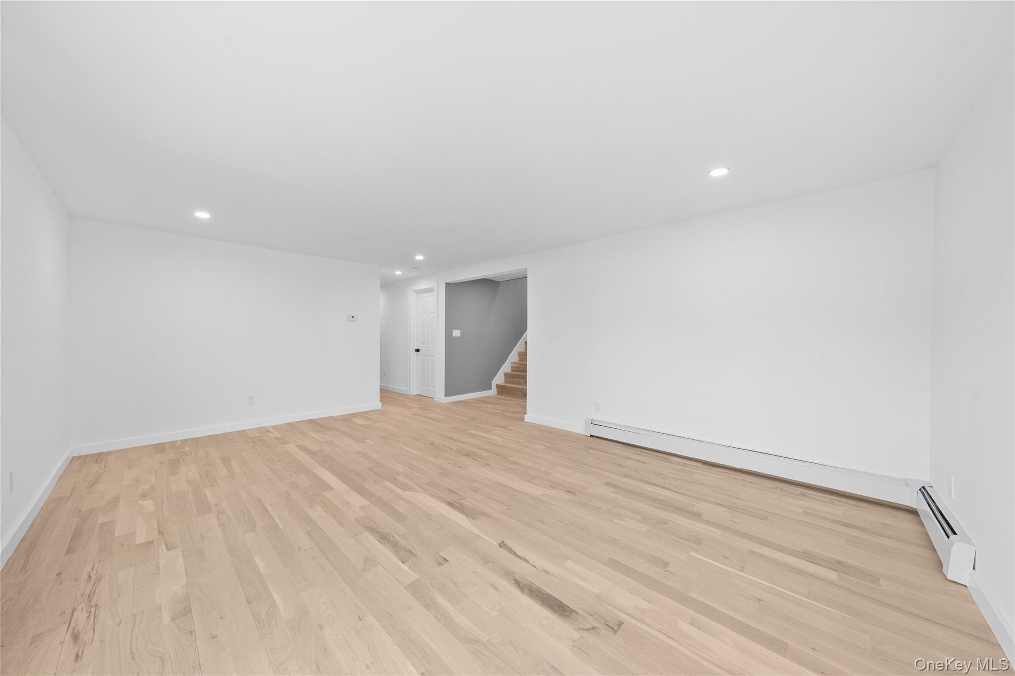 61 Lincoln Avenue, Deer Park, NY 11729