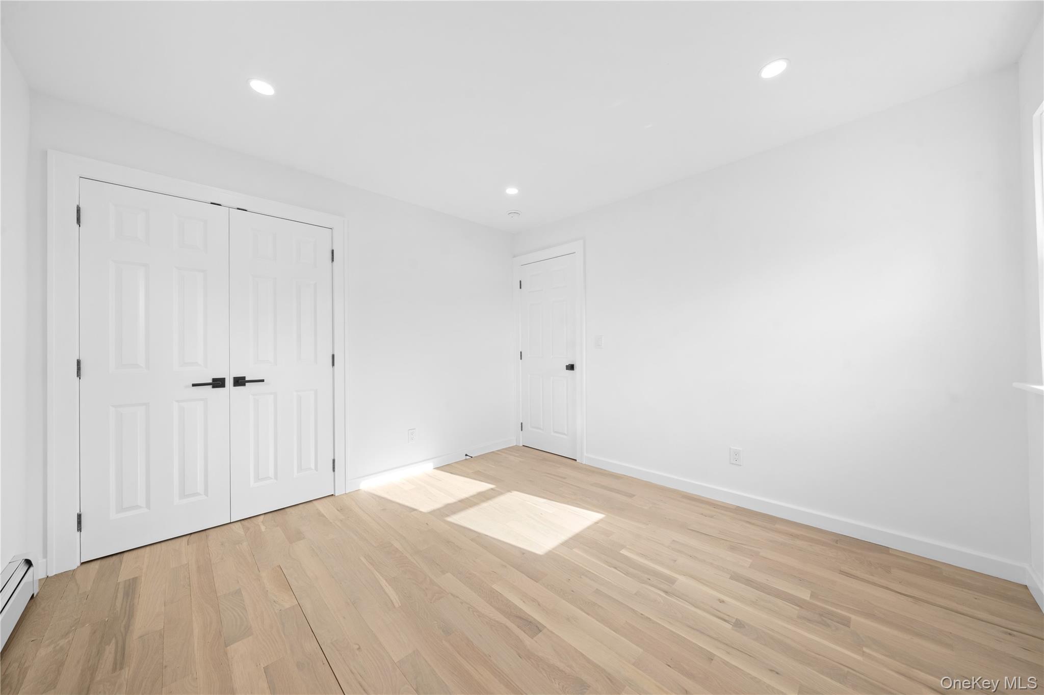 61 Lincoln Avenue, Deer Park, NY 11729