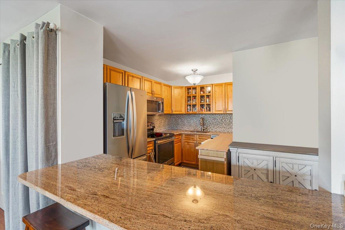 7-04 166th Street # 9A, Beechhurst, NY 11357