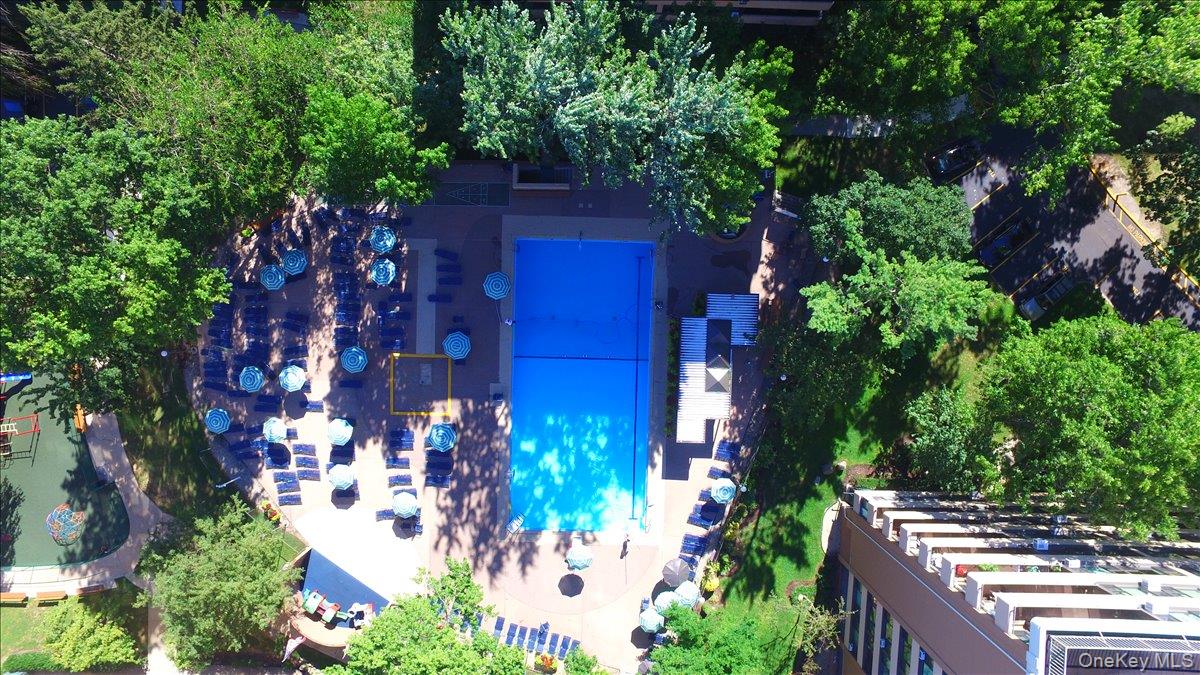 7-04 166th Street # 9A, Beechhurst, NY 11357