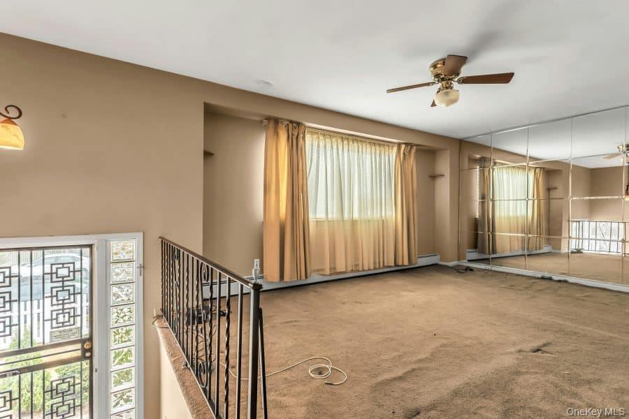 1070 Mahopac Road, West Hempstead, NY 11552