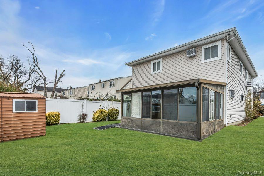 1070 Mahopac Road, West Hempstead, NY 11552