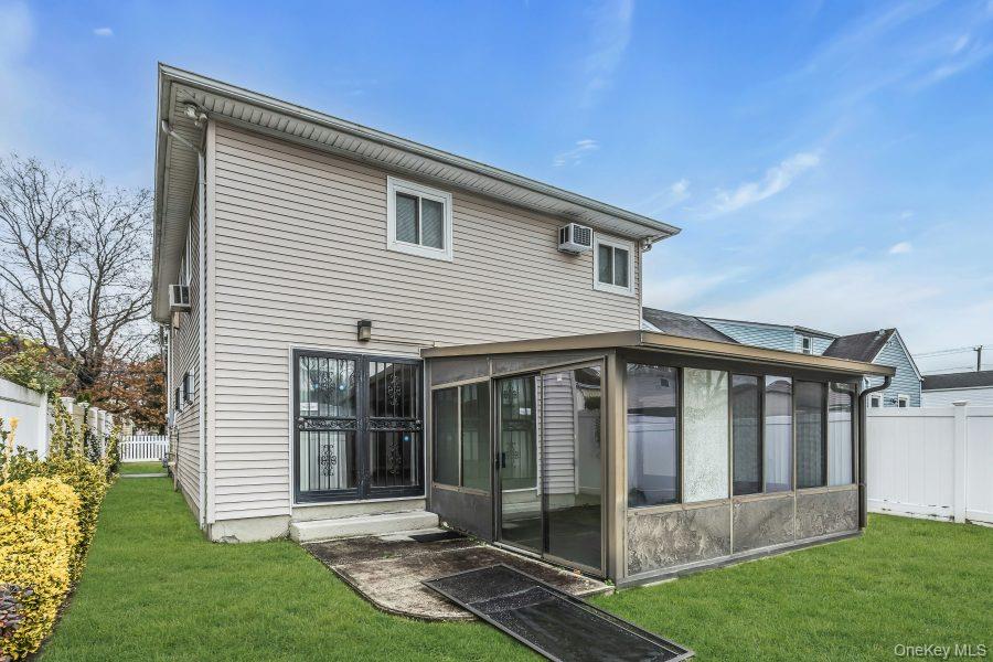 1070 Mahopac Road, West Hempstead, NY 11552