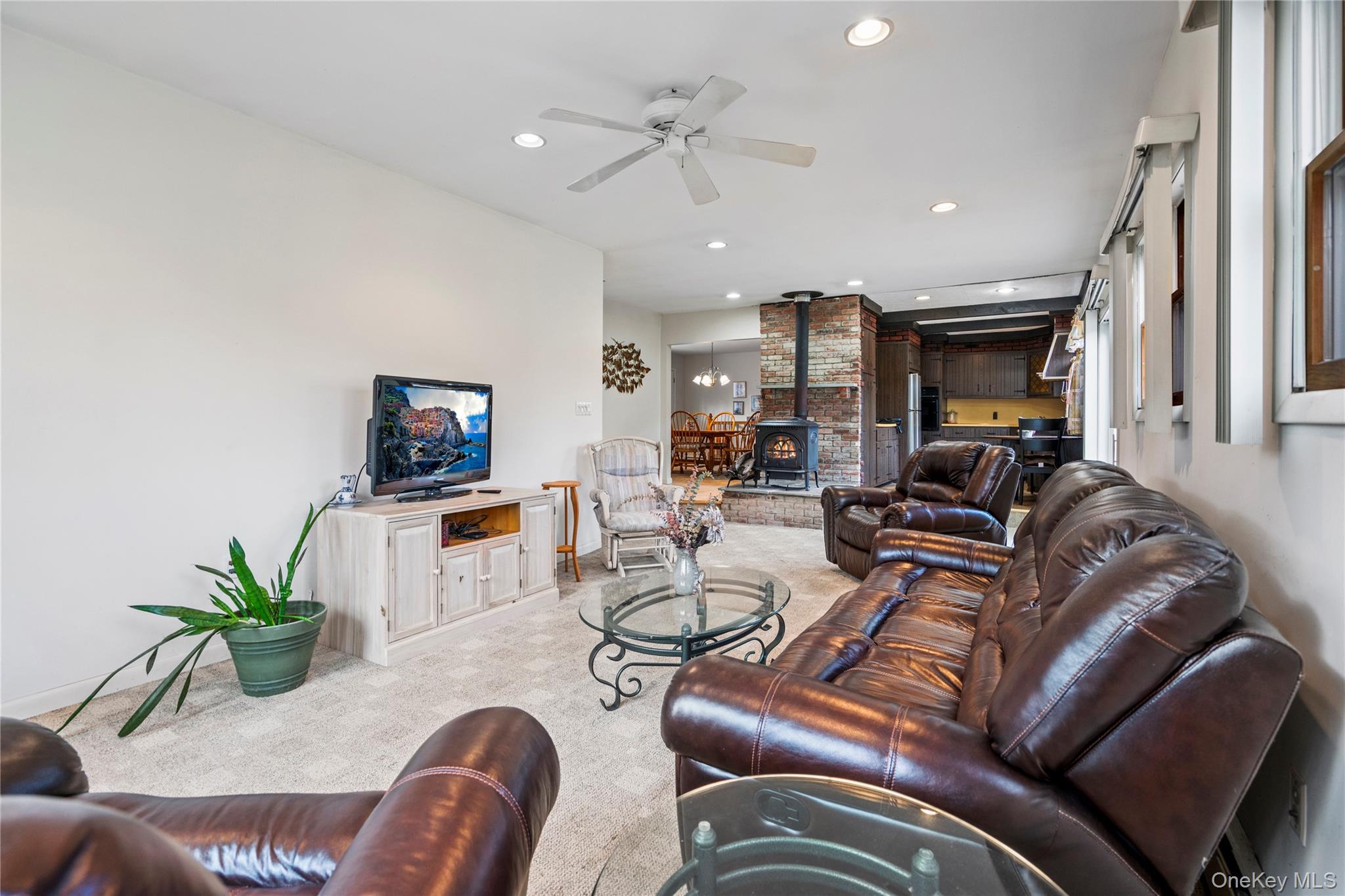 161 Fordham Avenue, Medford, NY 11763