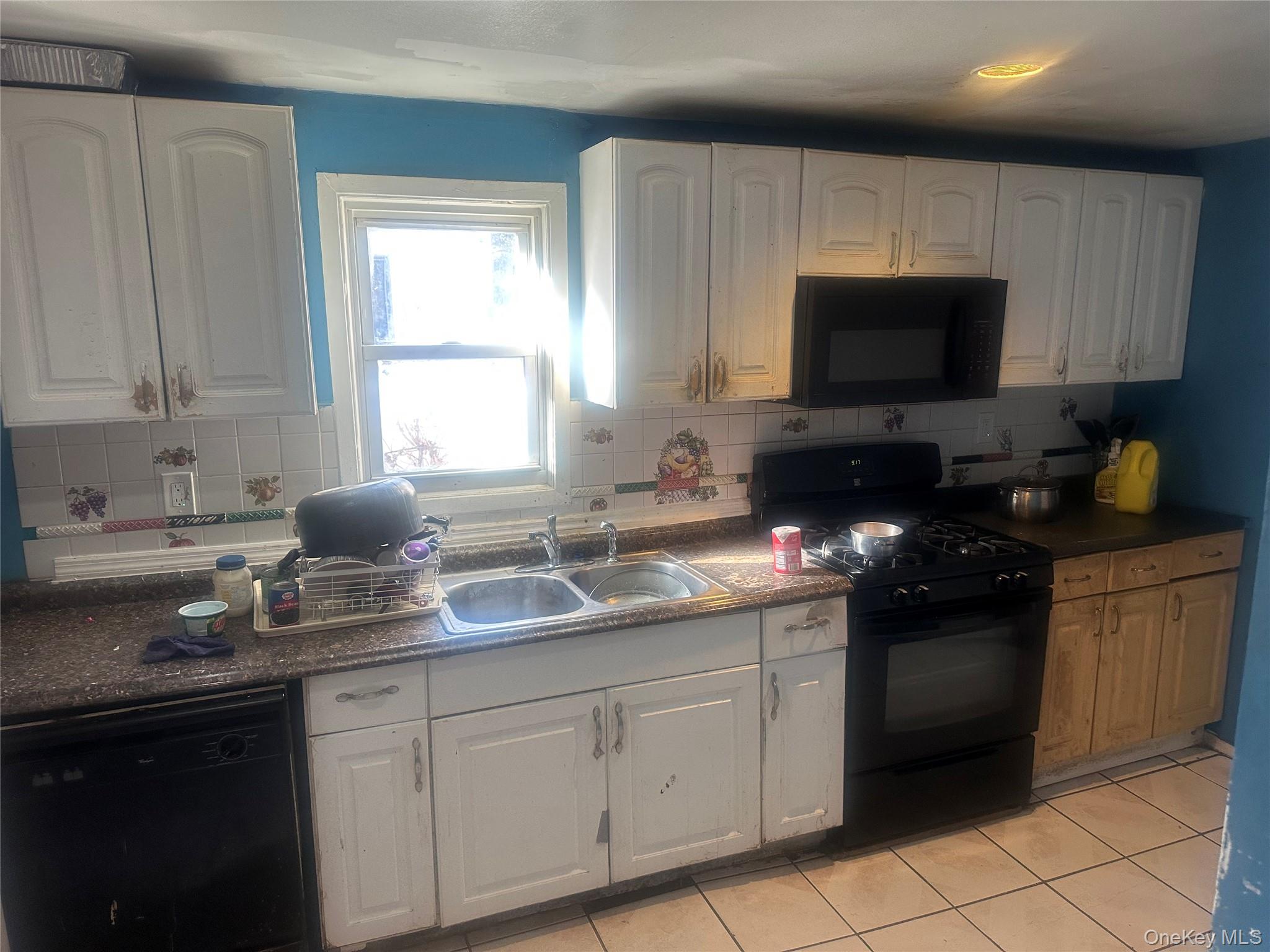 35 William Street, Roosevelt, NY 11575