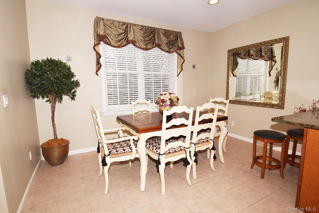 677 Balfour Place, Melville, NY 11747