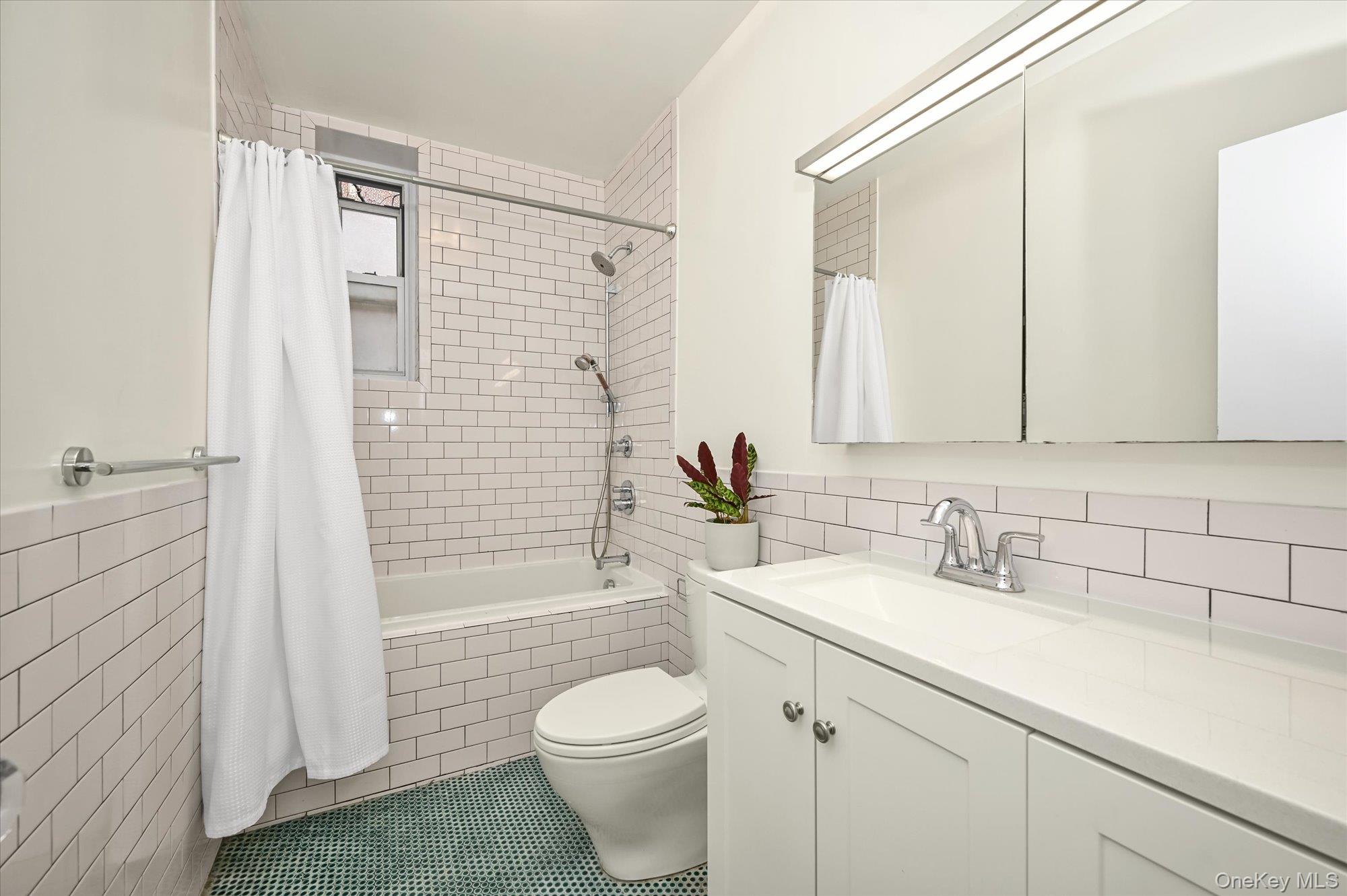 37-16 80th Street # 2, Jackson Heights, NY 11372