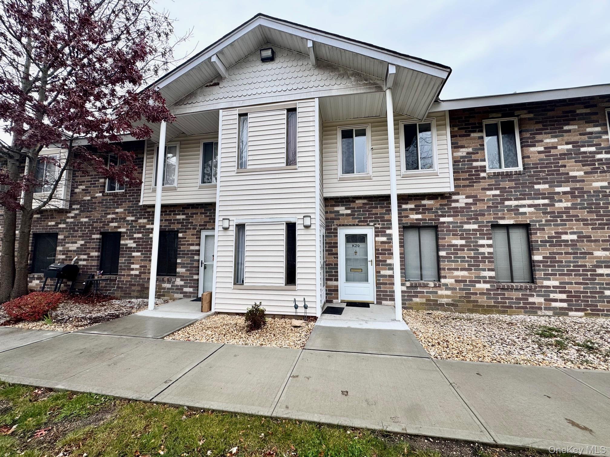 30 Kiowa Court # K30, Coram, NY 11727