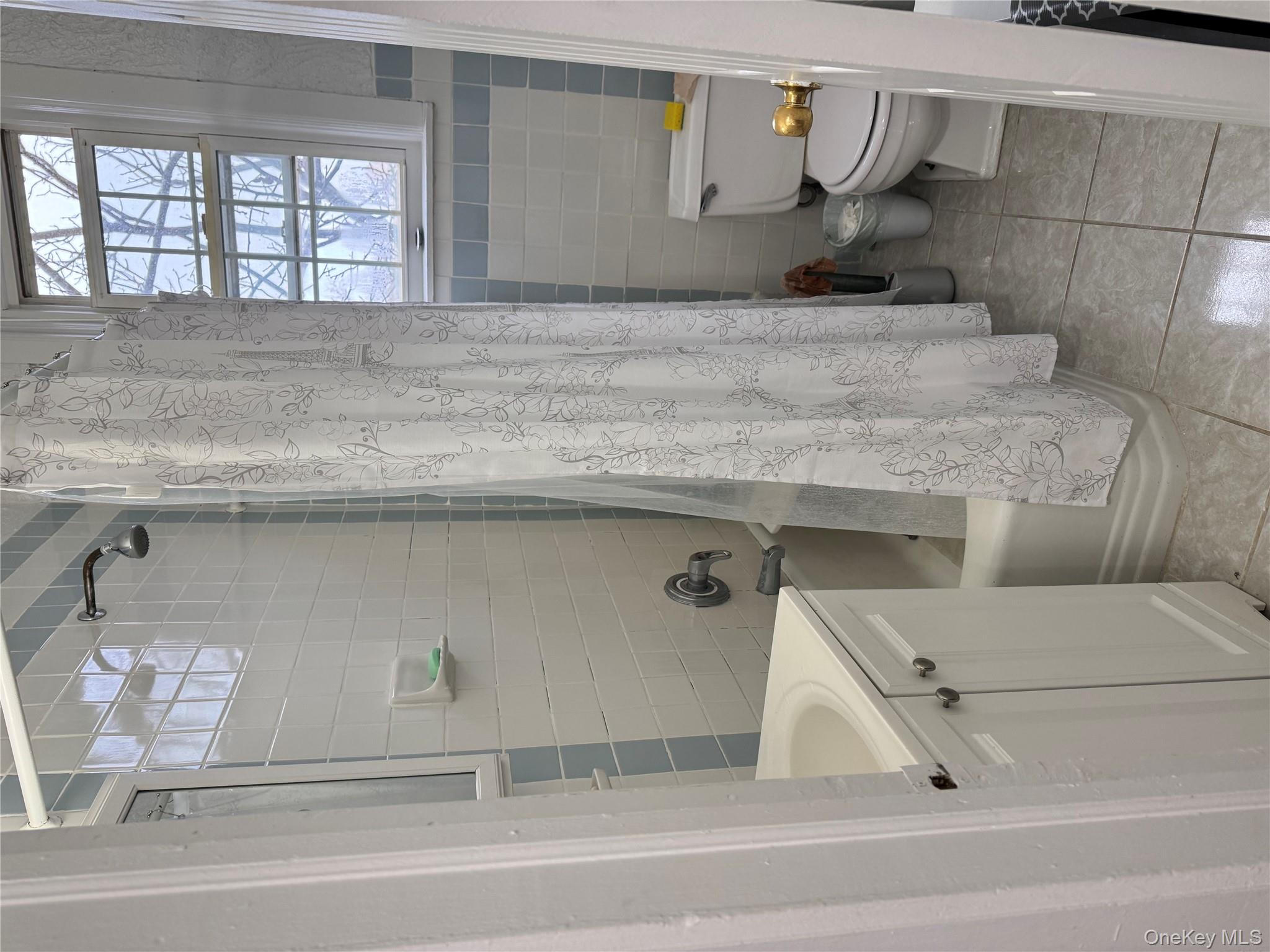 208 Tompkins Avenue, Yonkers, NY 10703