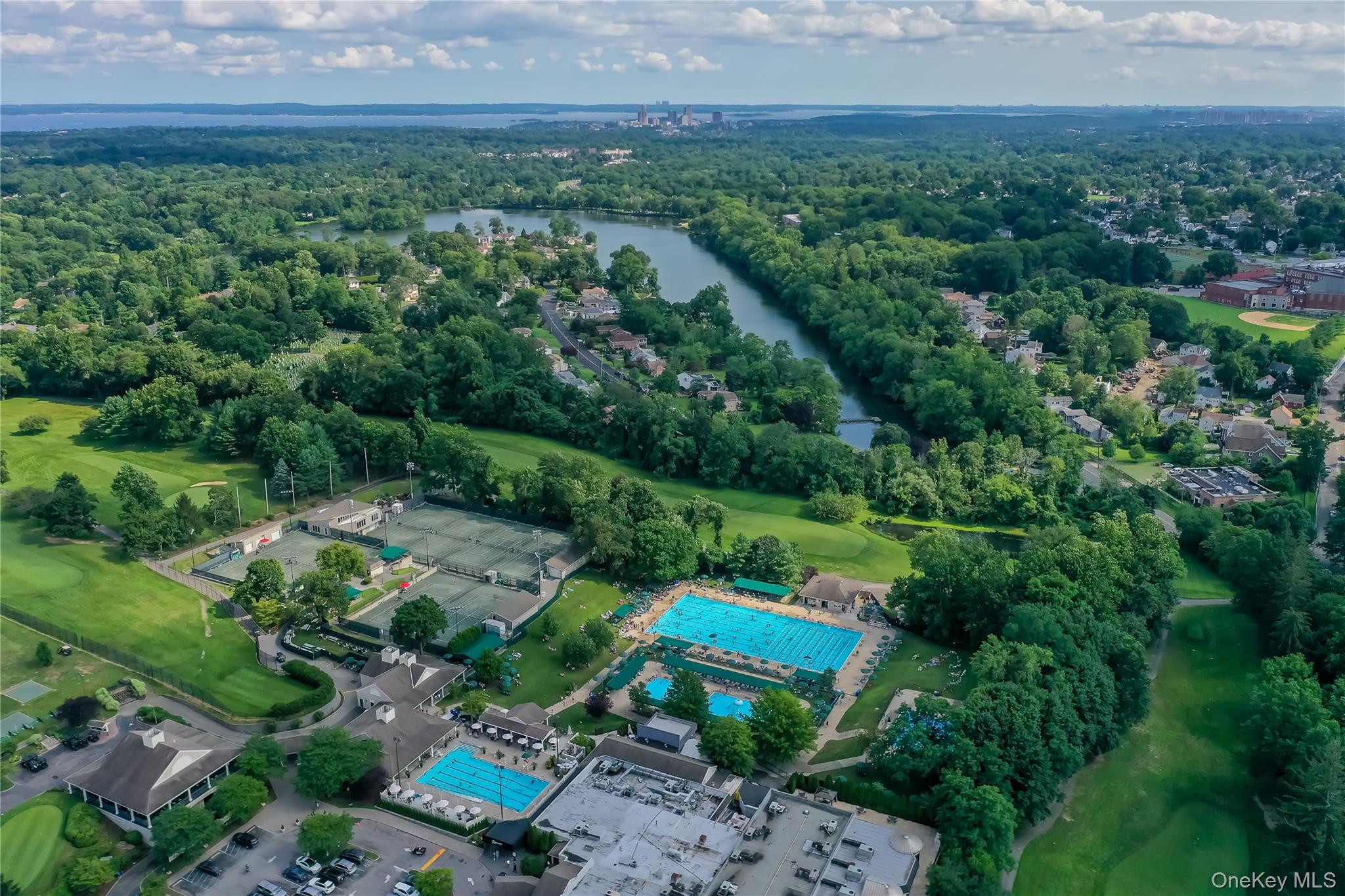 1 Winslow Circle, Tuckahoe, NY 10707