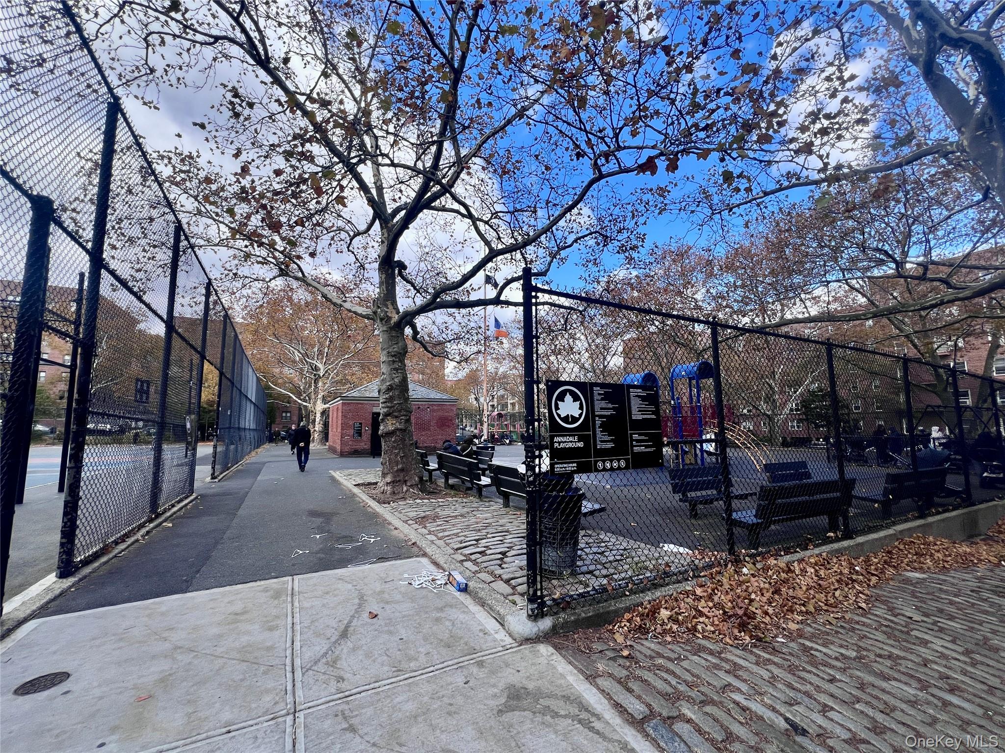 102-32 65th Avenue # B37, Forest Hills, NY 11375