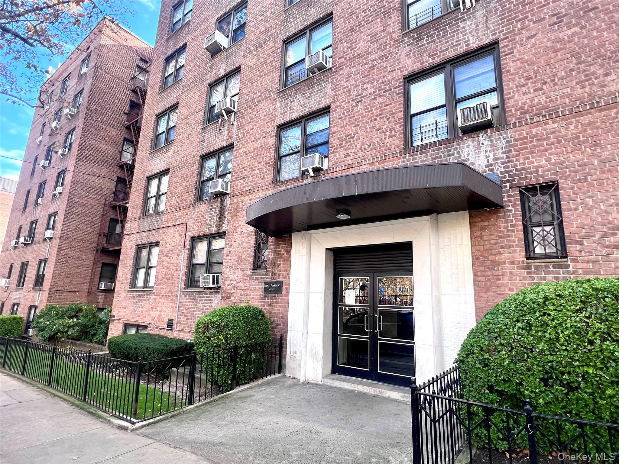 102-32 65th Avenue # B37, Forest Hills, NY 11375