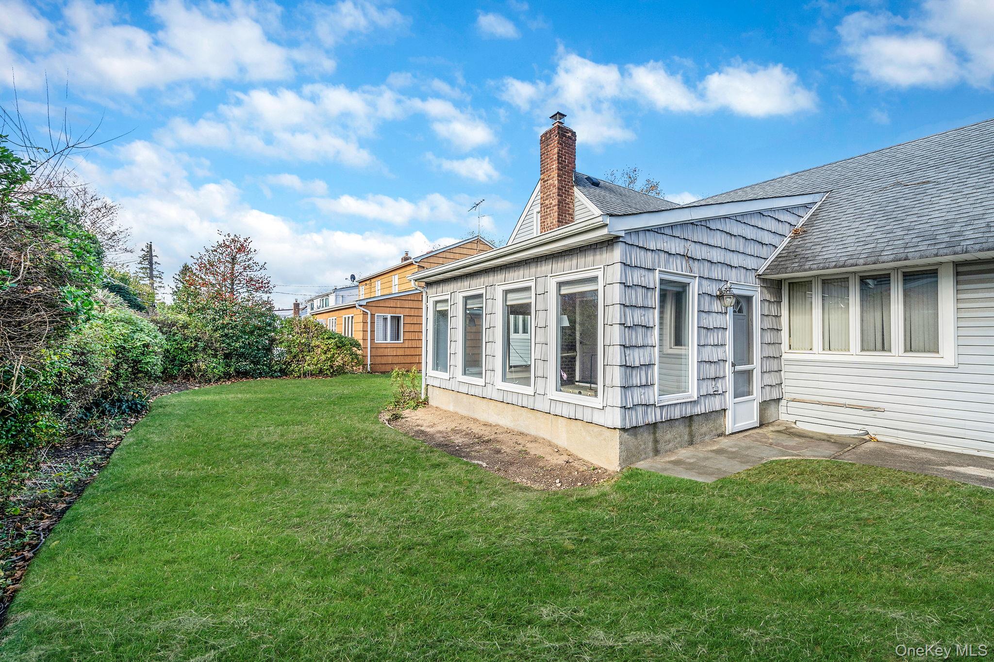 78 Patton Boulevard, New Hyde Park, NY 11040