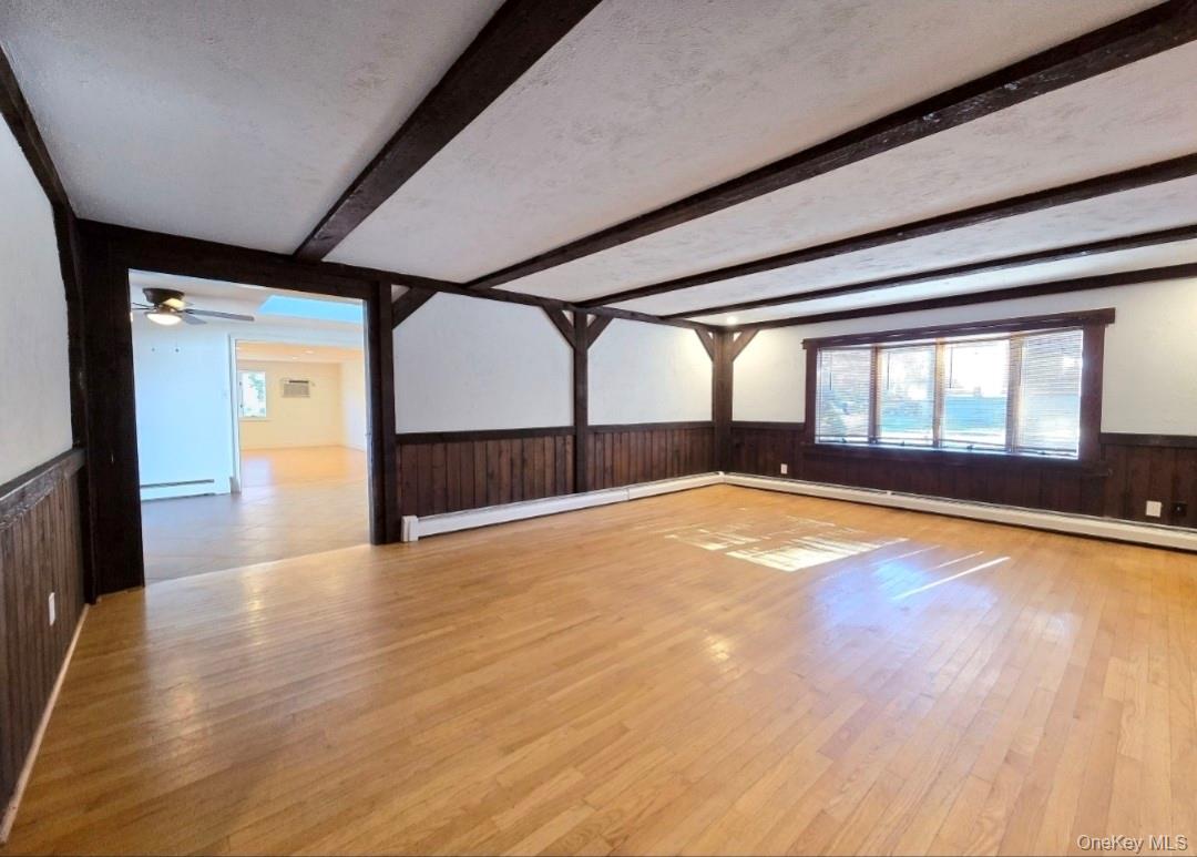 11 Hill Street, Ronkonkoma, NY 11779