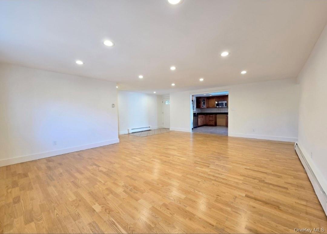 11 Hill Street, Ronkonkoma, NY 11779