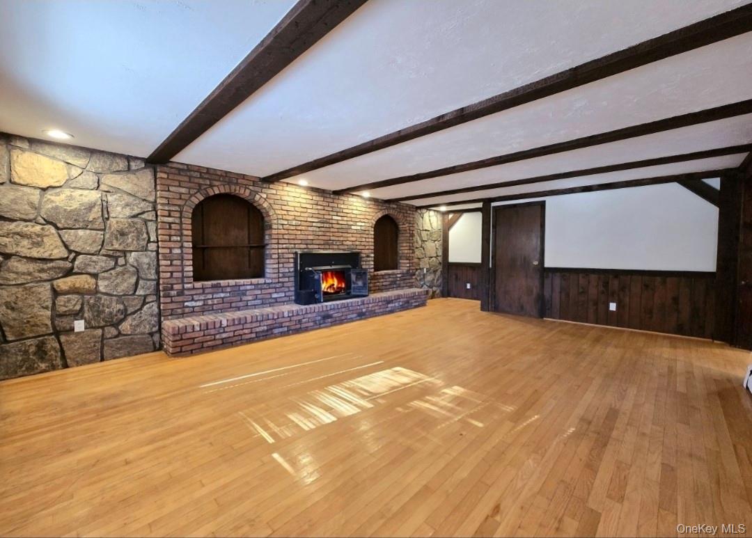 11 Hill Street, Ronkonkoma, NY 11779