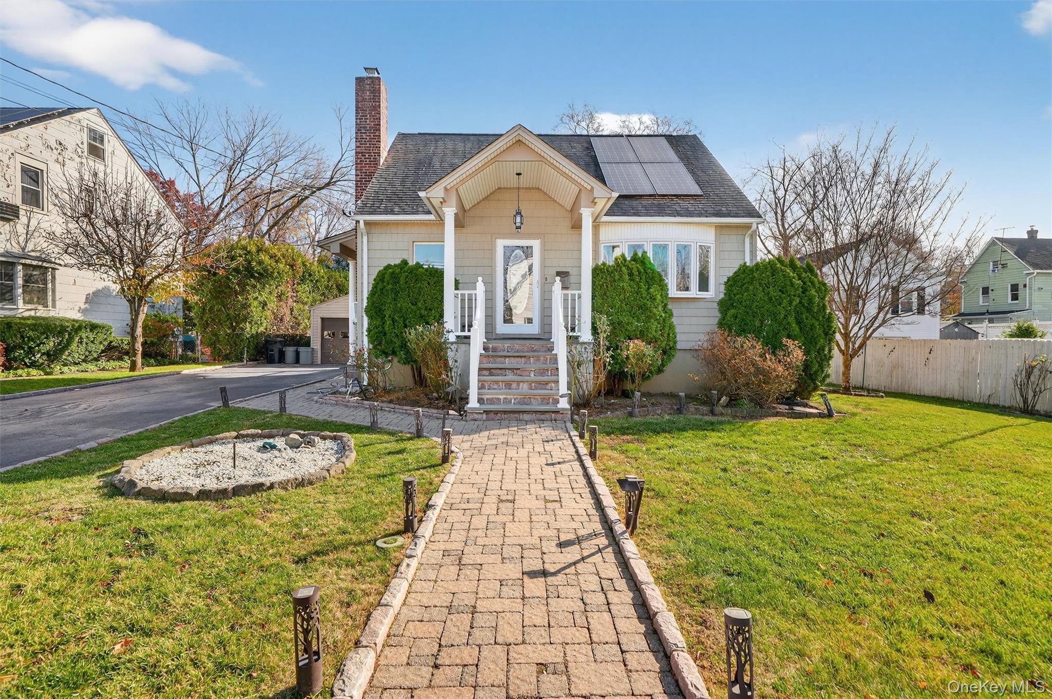 8 Robbins Avenue, Elmsford, NY 10523