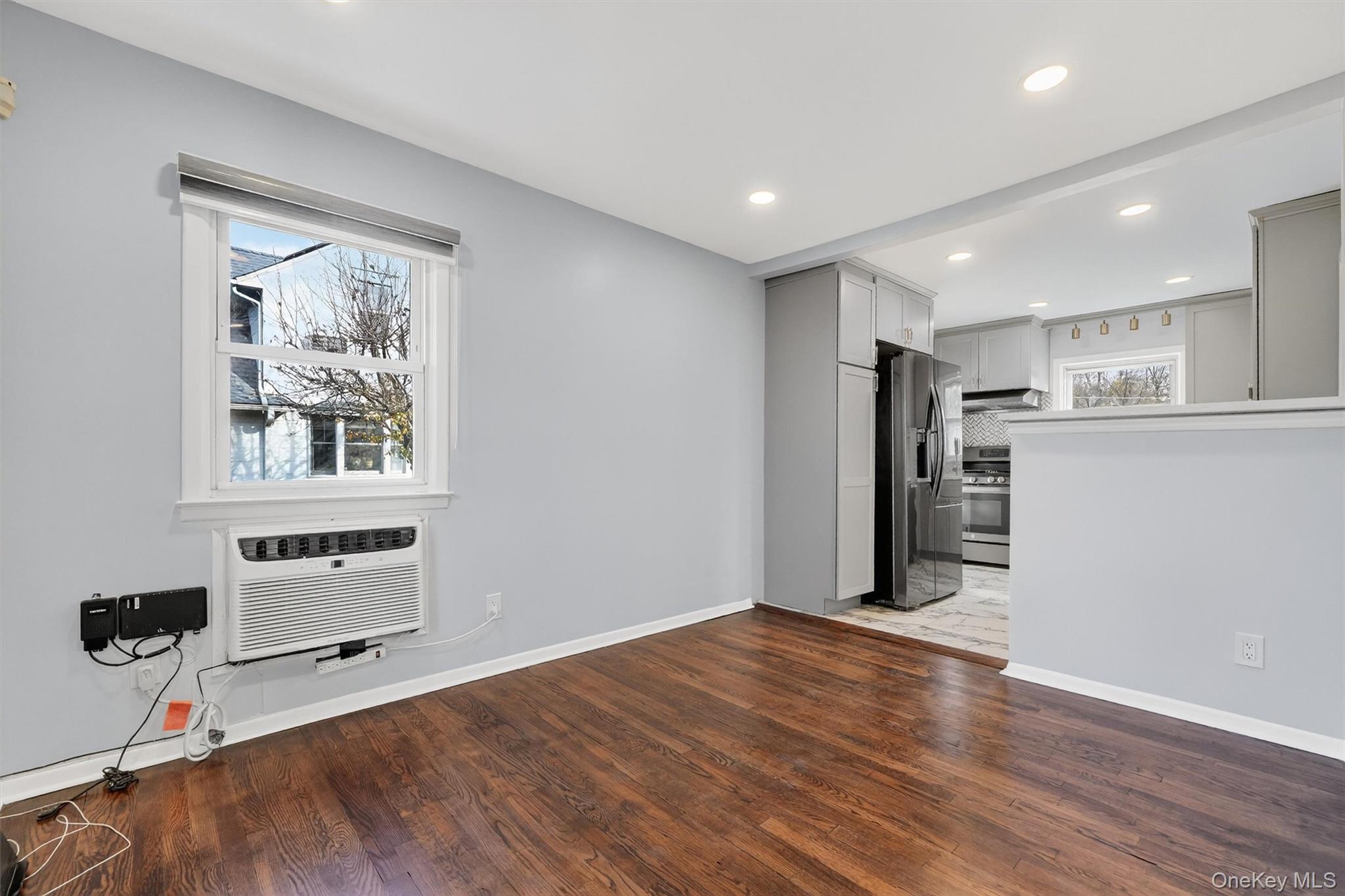 8 Robbins Avenue, Elmsford, NY 10523