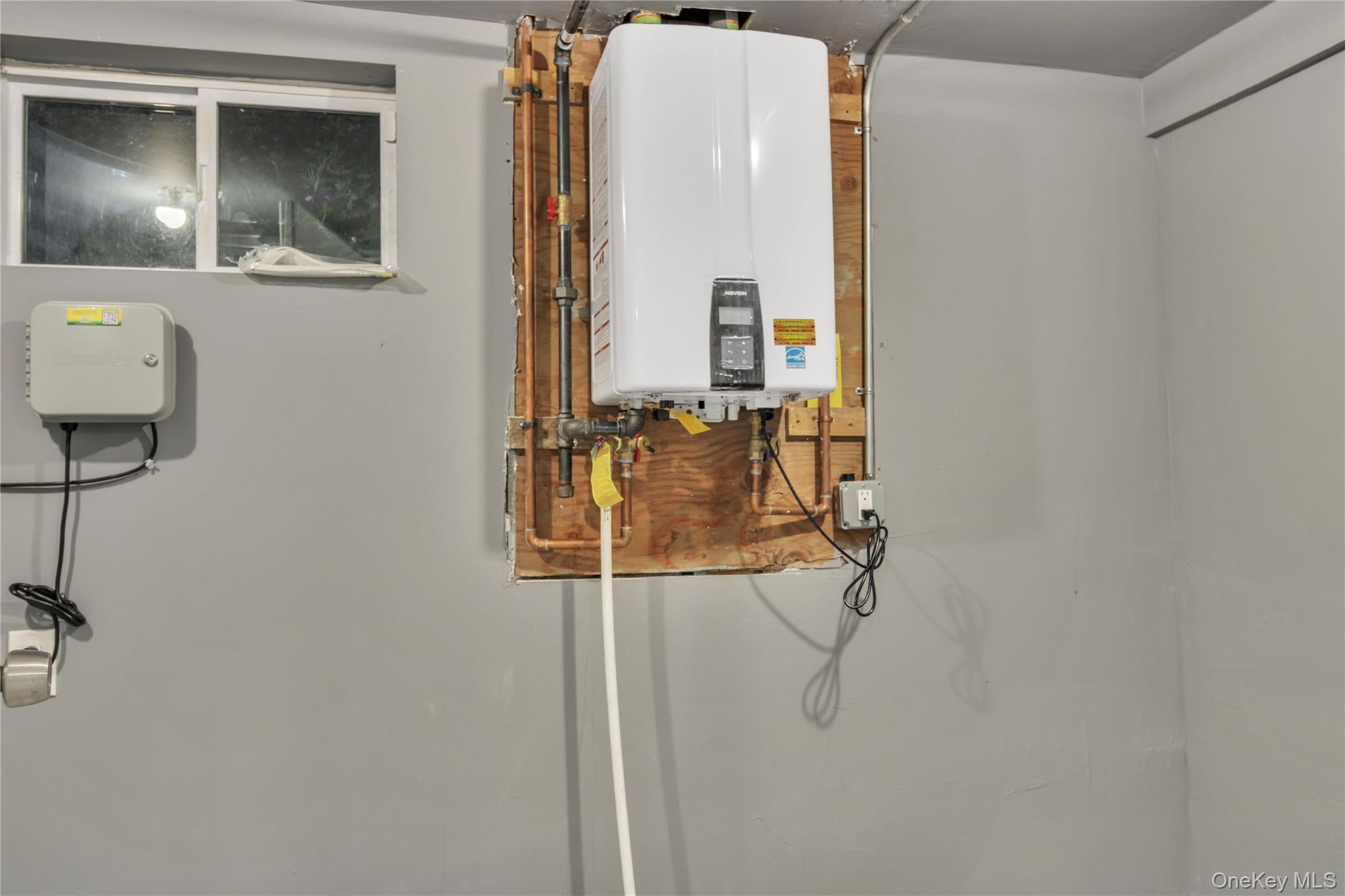 858 Prescott Street, Valley Stream, NY 11580