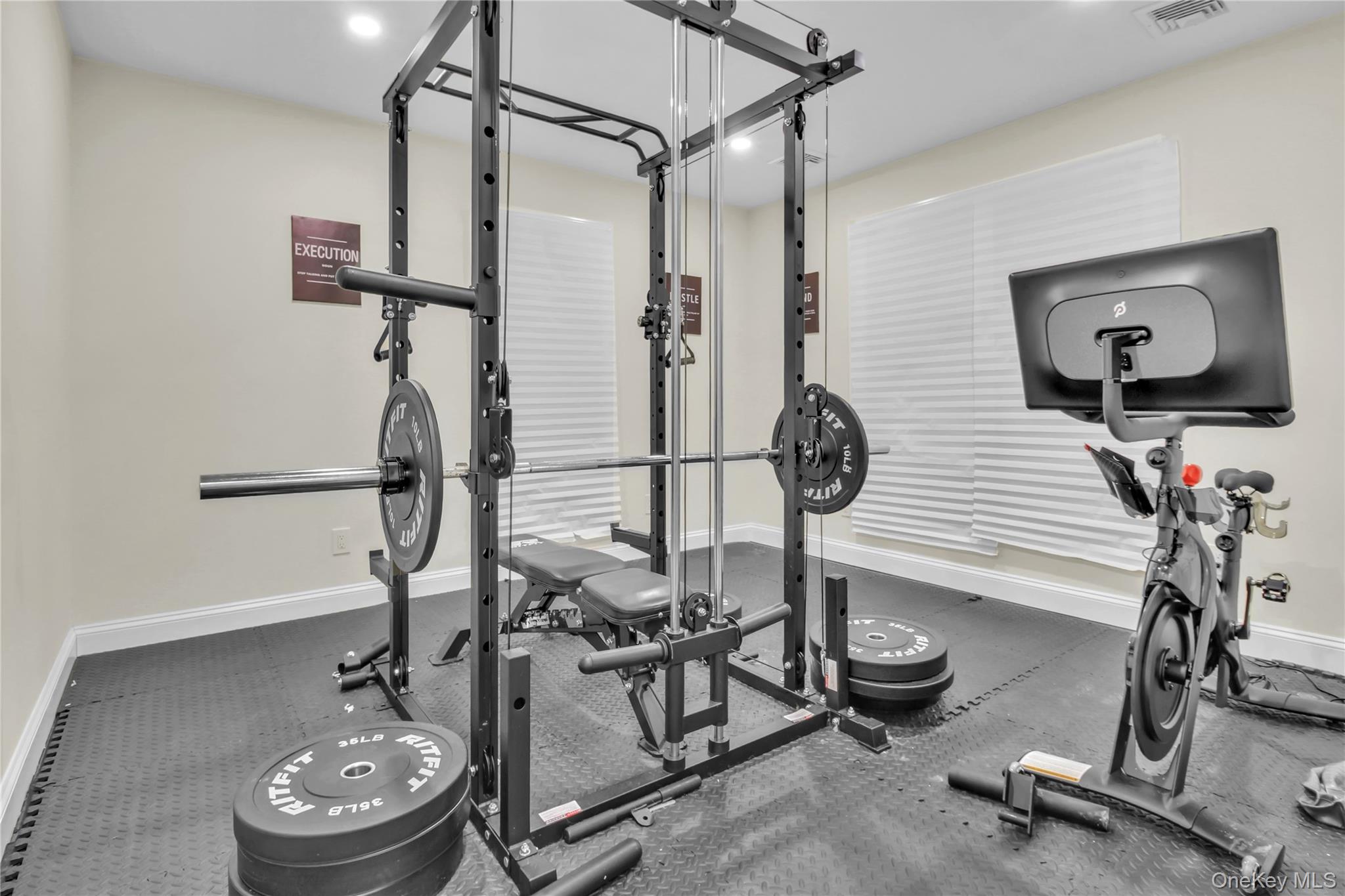 858 Prescott Street, Valley Stream, NY 11580