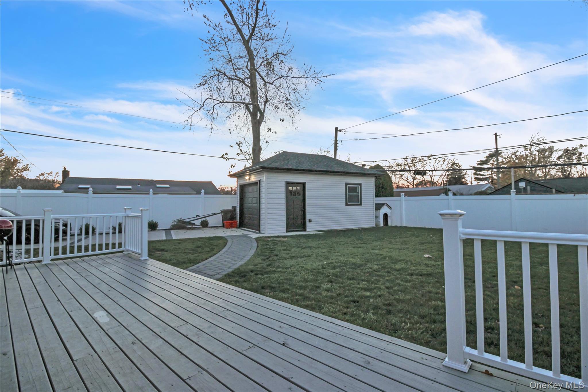 858 Prescott Street, Valley Stream, NY 11580