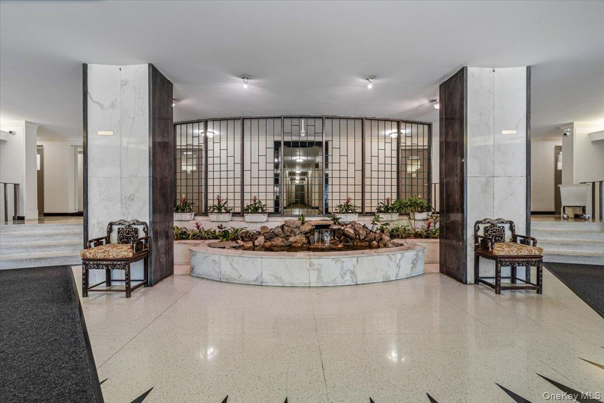 220-55 46th Avenue # 5P, Bayside, NY 11361