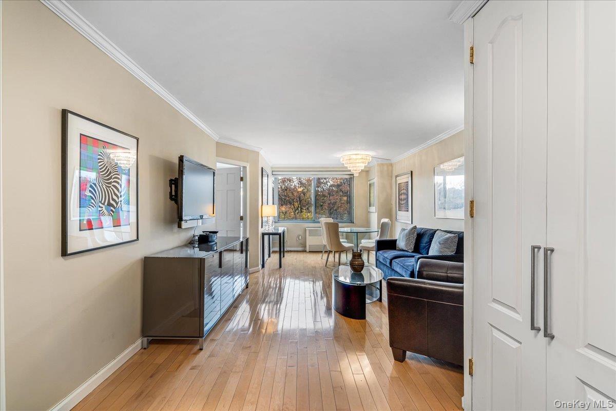 220-55 46th Avenue # 5P, Bayside, NY 11361