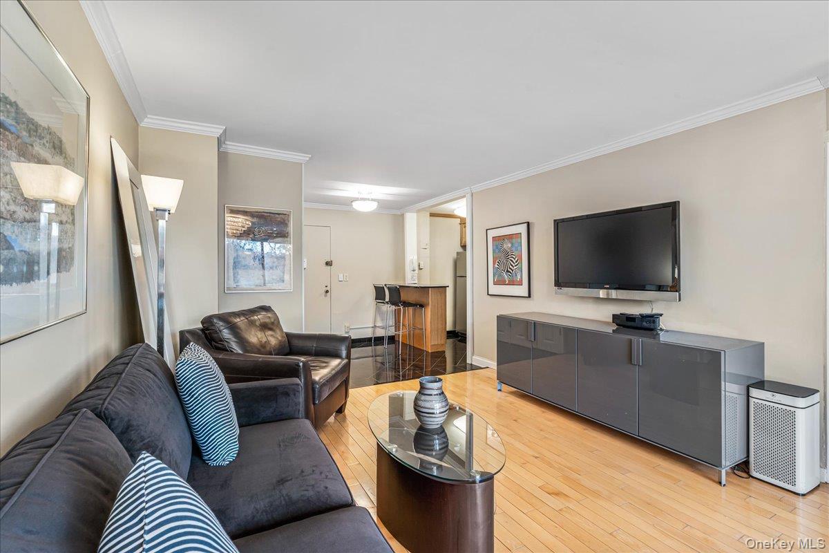 220-55 46th Avenue # 5P, Bayside, NY 11361